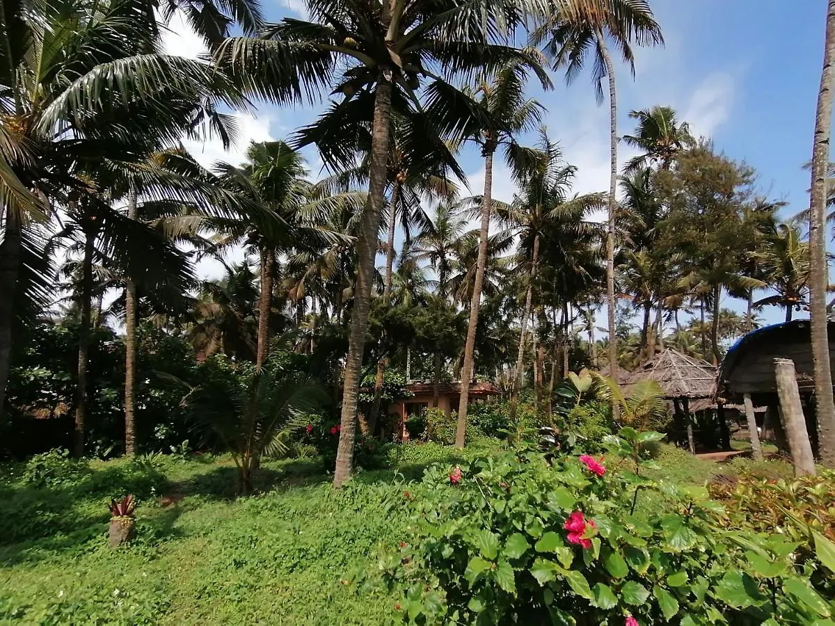 Sukriti Beach Resort فاركَالا 0*,