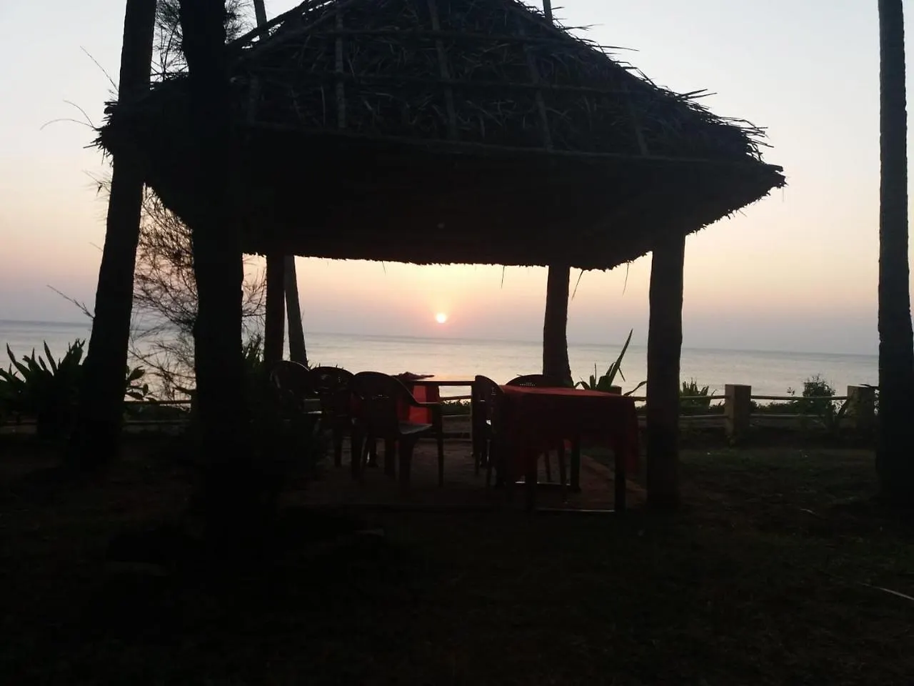 Sukriti Beach Resort فاركَالا