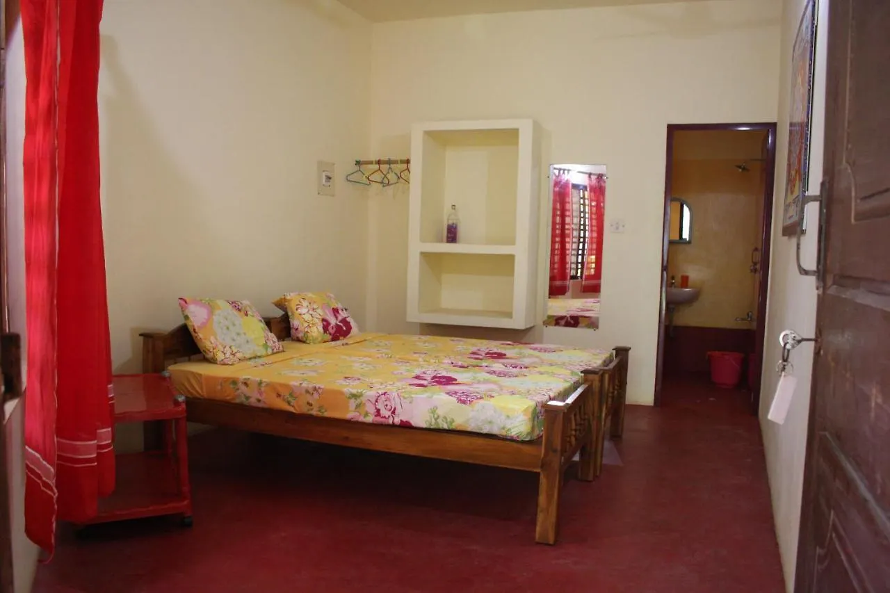 Sukriti Beach Resort فاركَالا 0*,